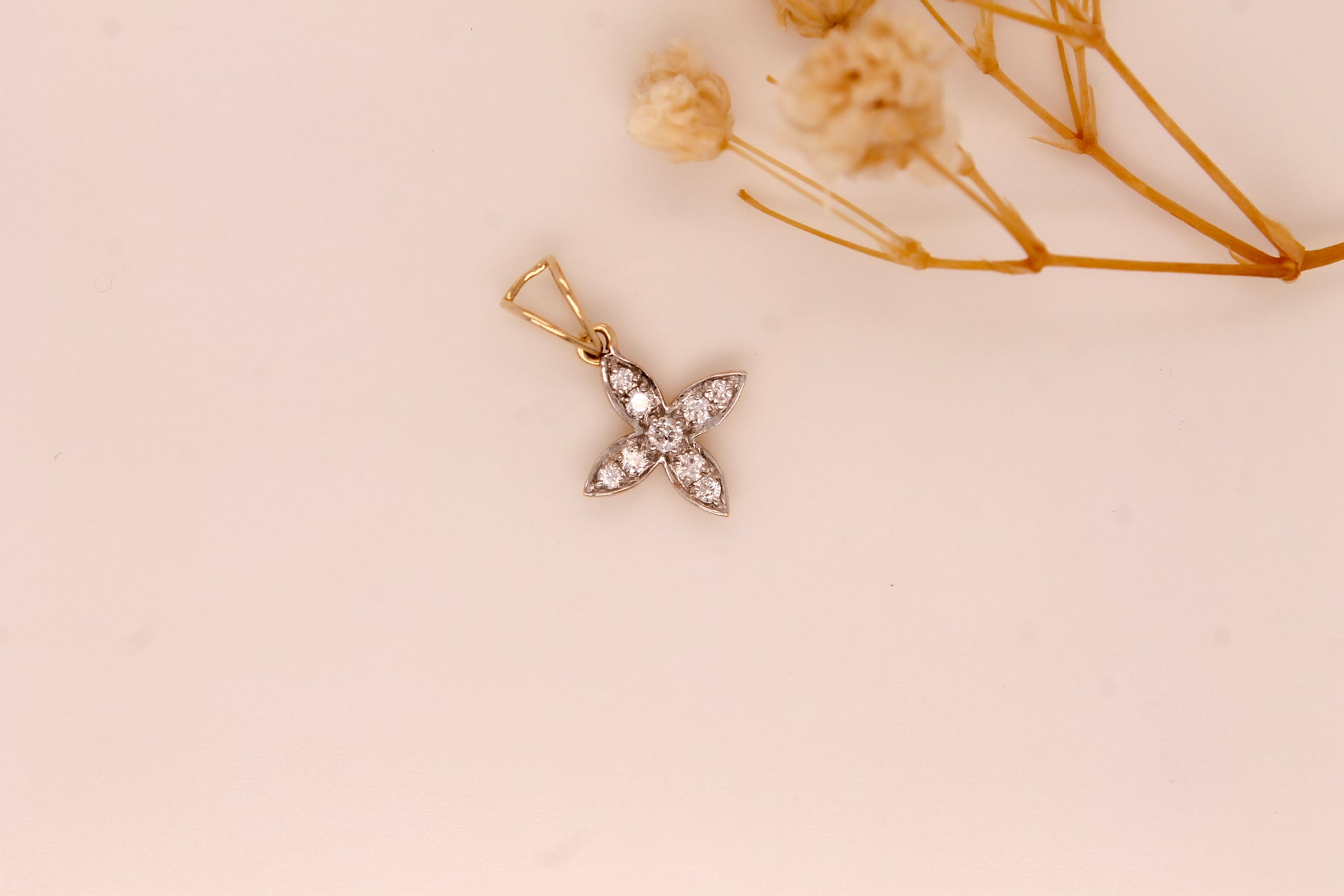 Floral Diamond Pendant