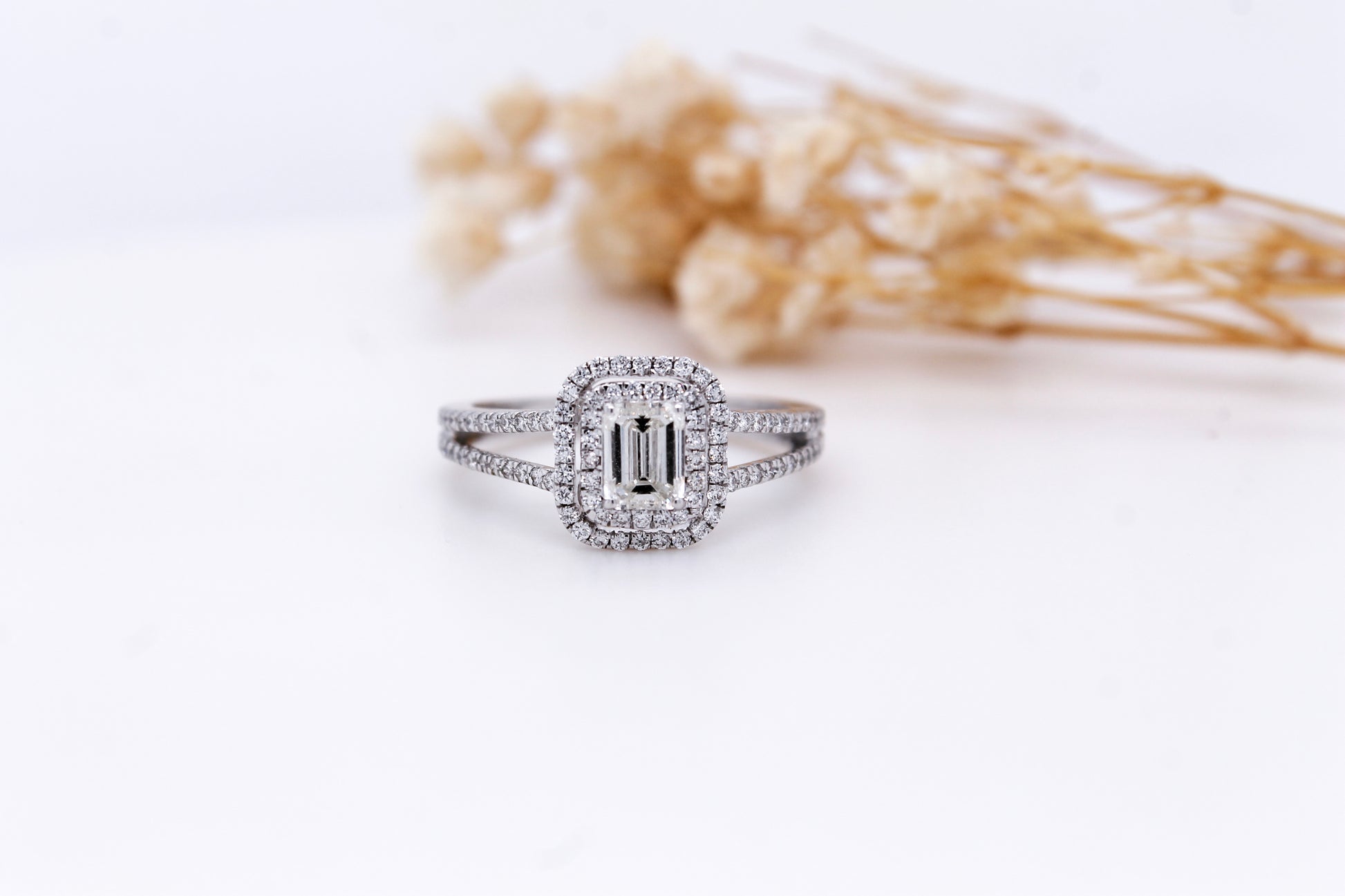 Emerald-Cut Halo Diamond Engagement Ring – 0.97ct