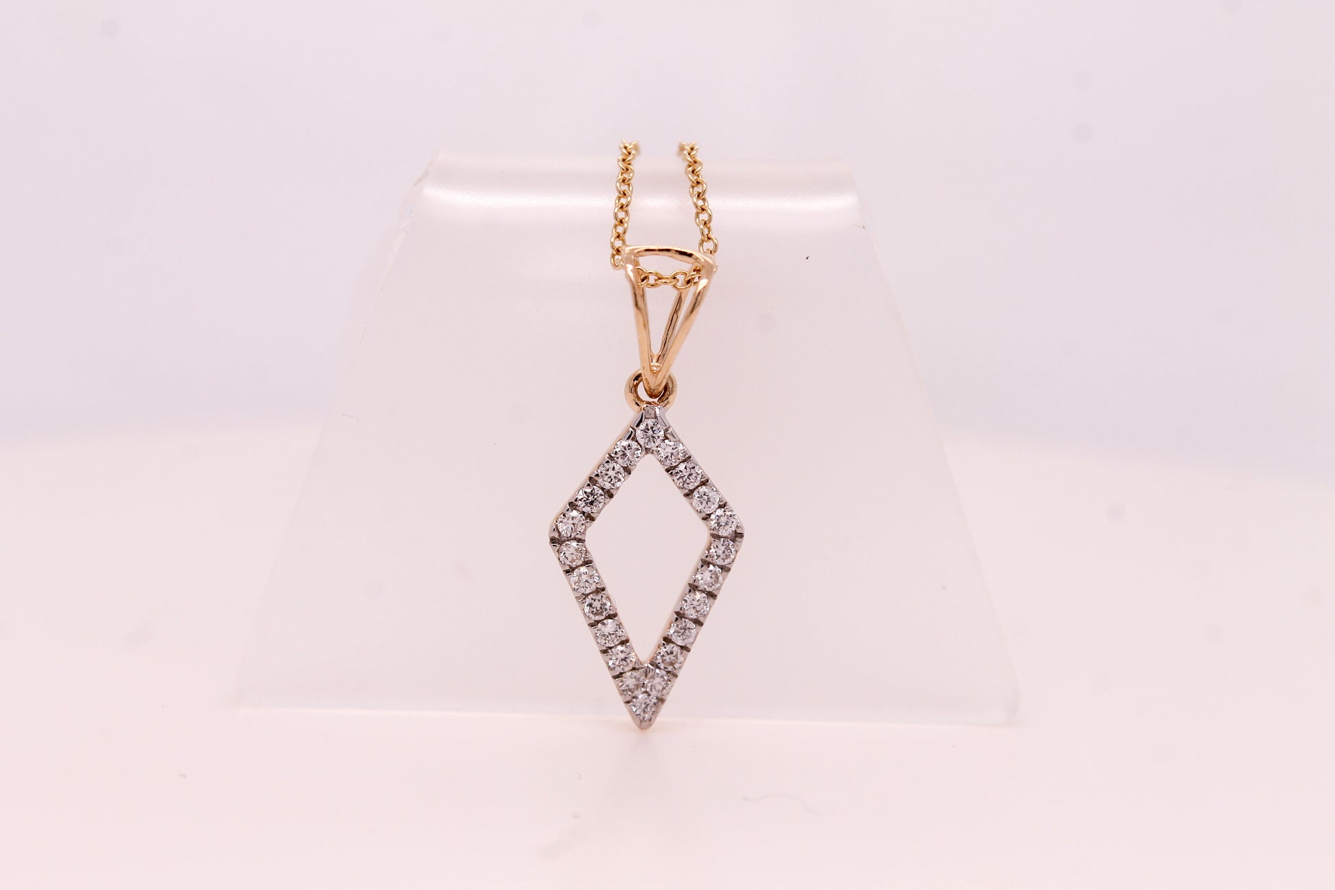 Diamond Kite Pendant 0.21 ct