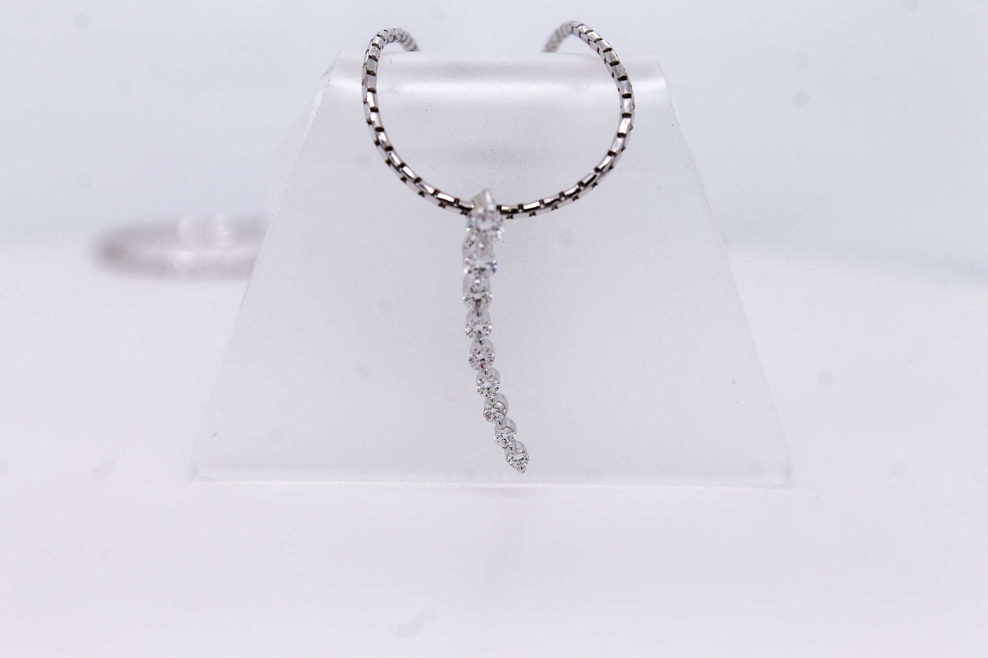 Diamond Drop Pendant 0.18 ct