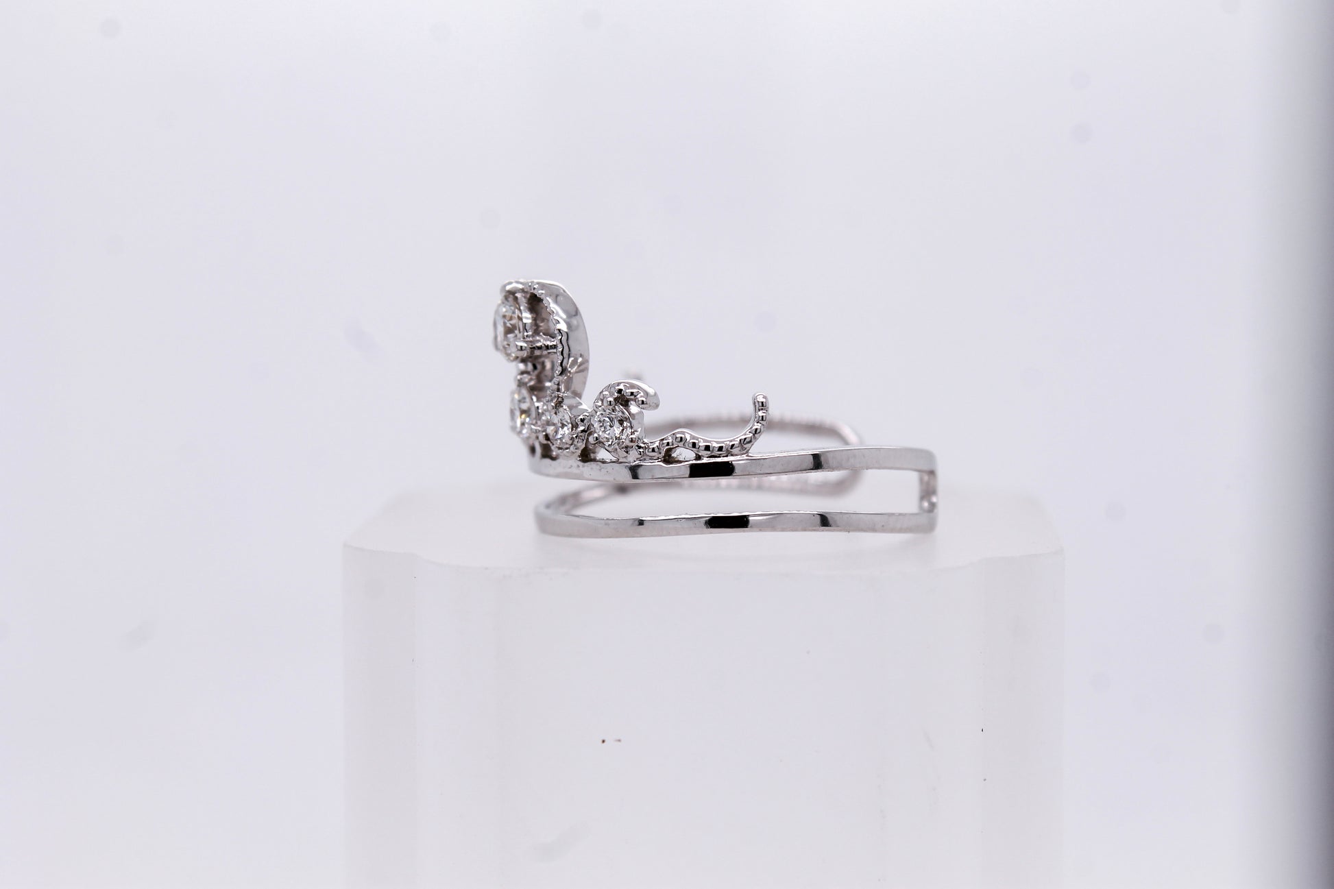 Diamond Tiara Ring – 0.33 Ct