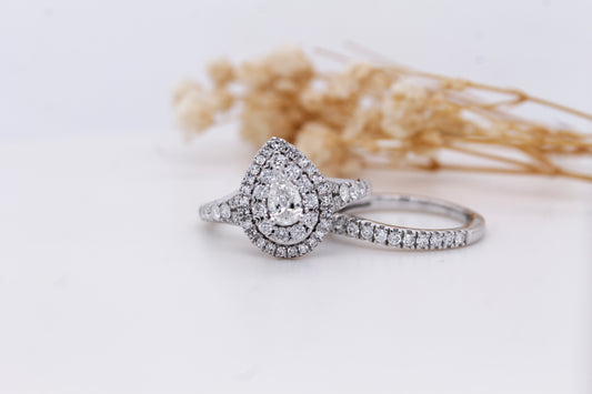 Pear & Round-Cut Diamond Engagement Ring Set – 1.25ct