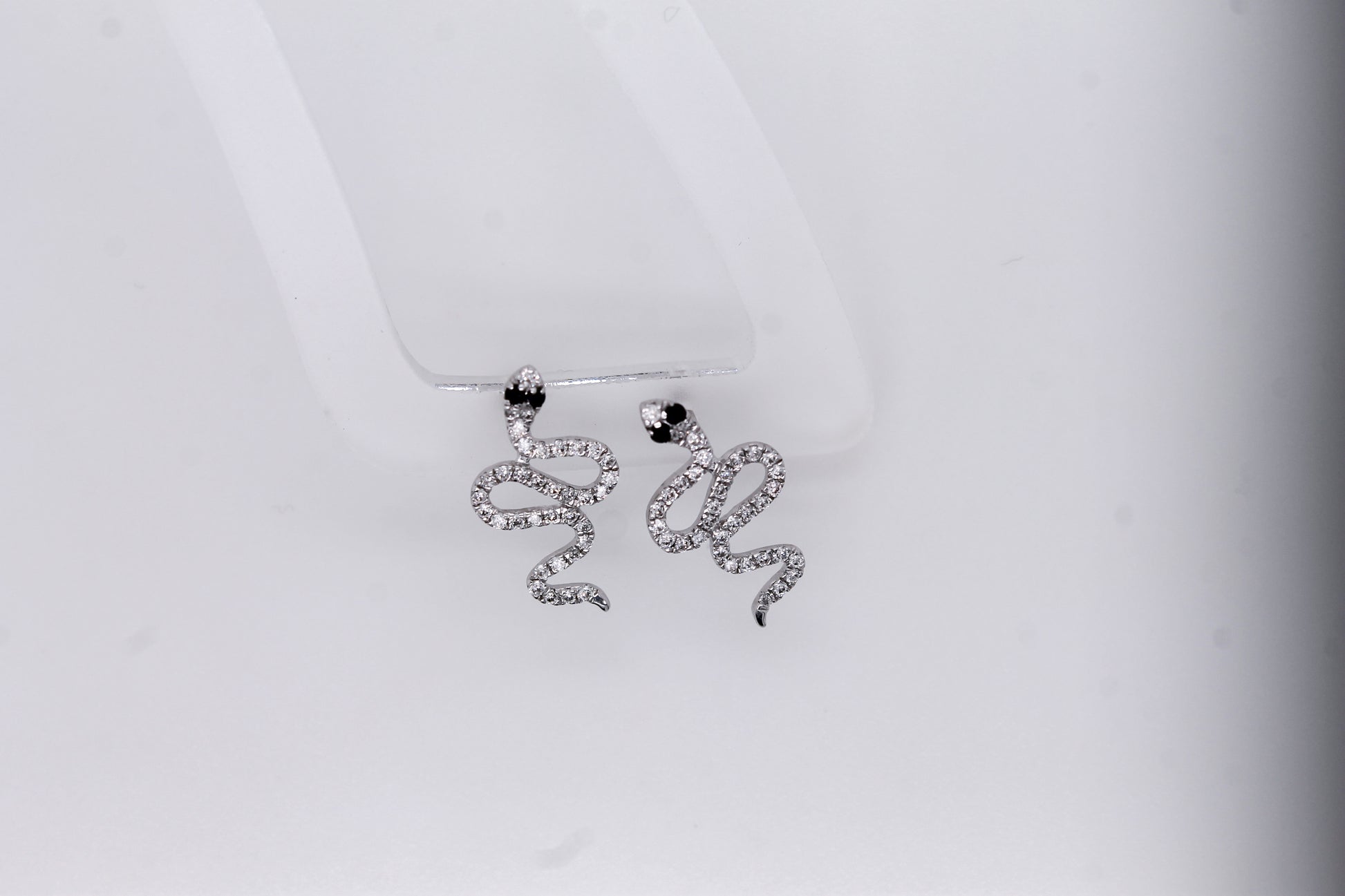 Diamond Snake Earrings 0.27 ct