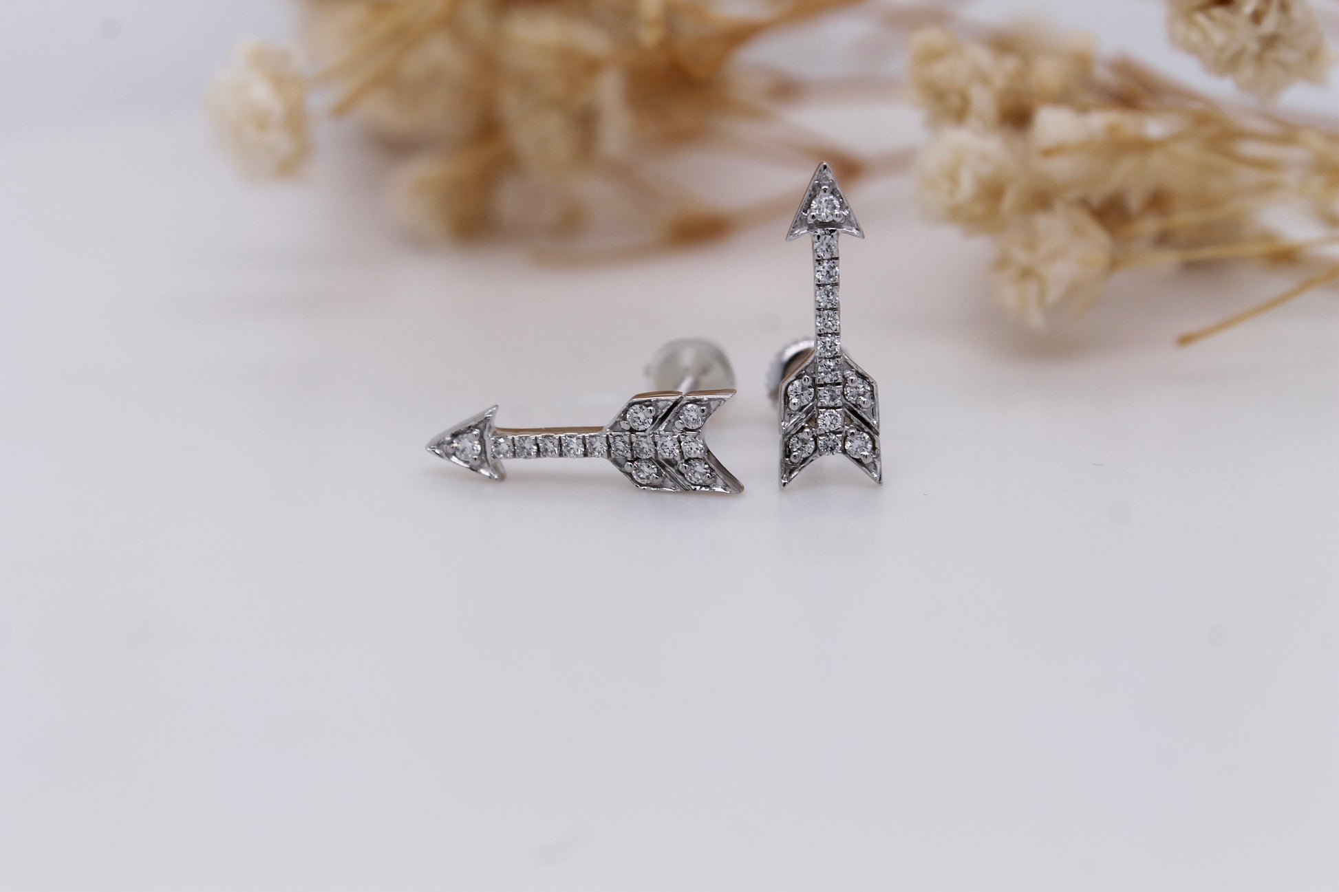 Diamond Arrow Earrings 0.18 ct