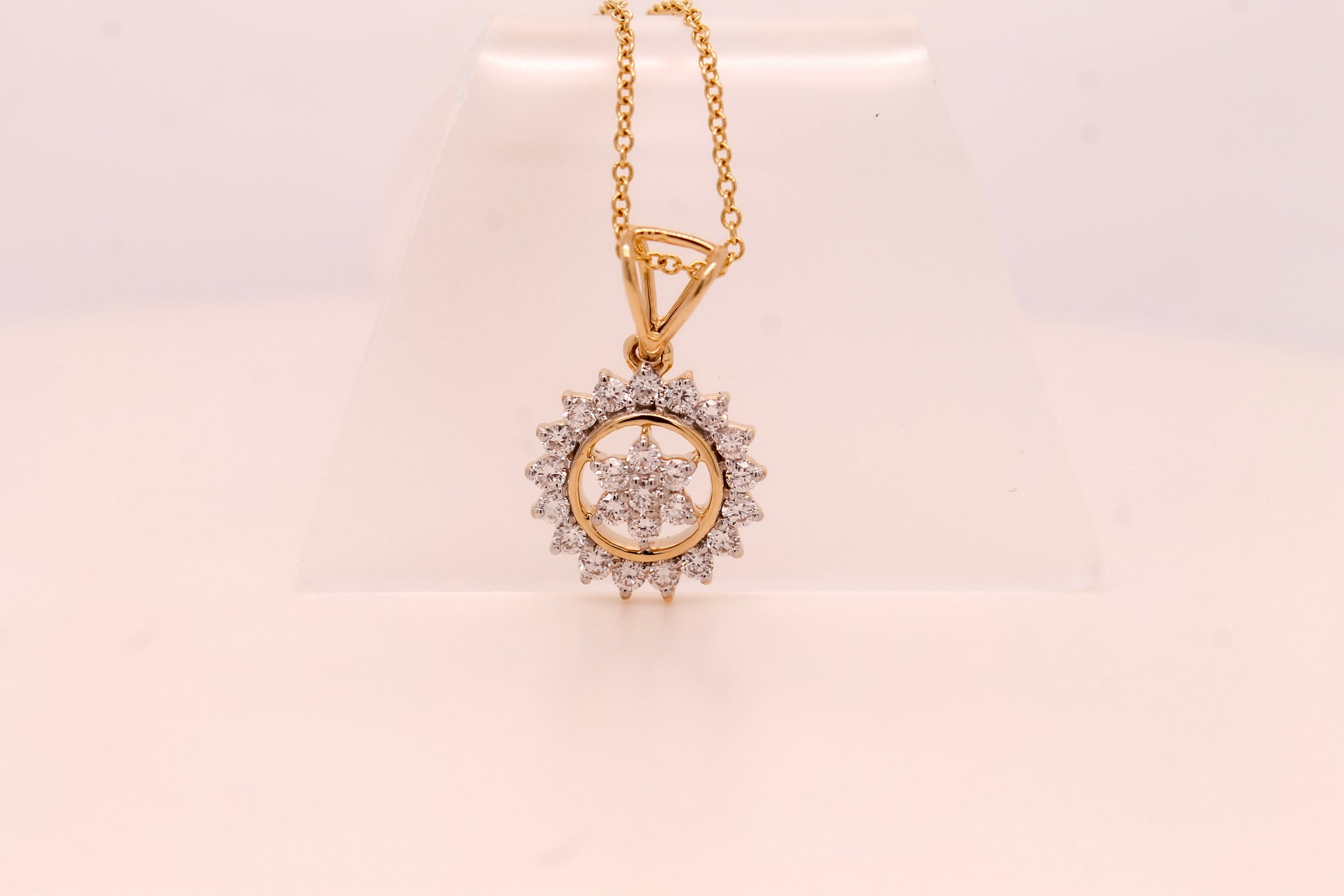 Diamond Sun Pendant 0.39 ct