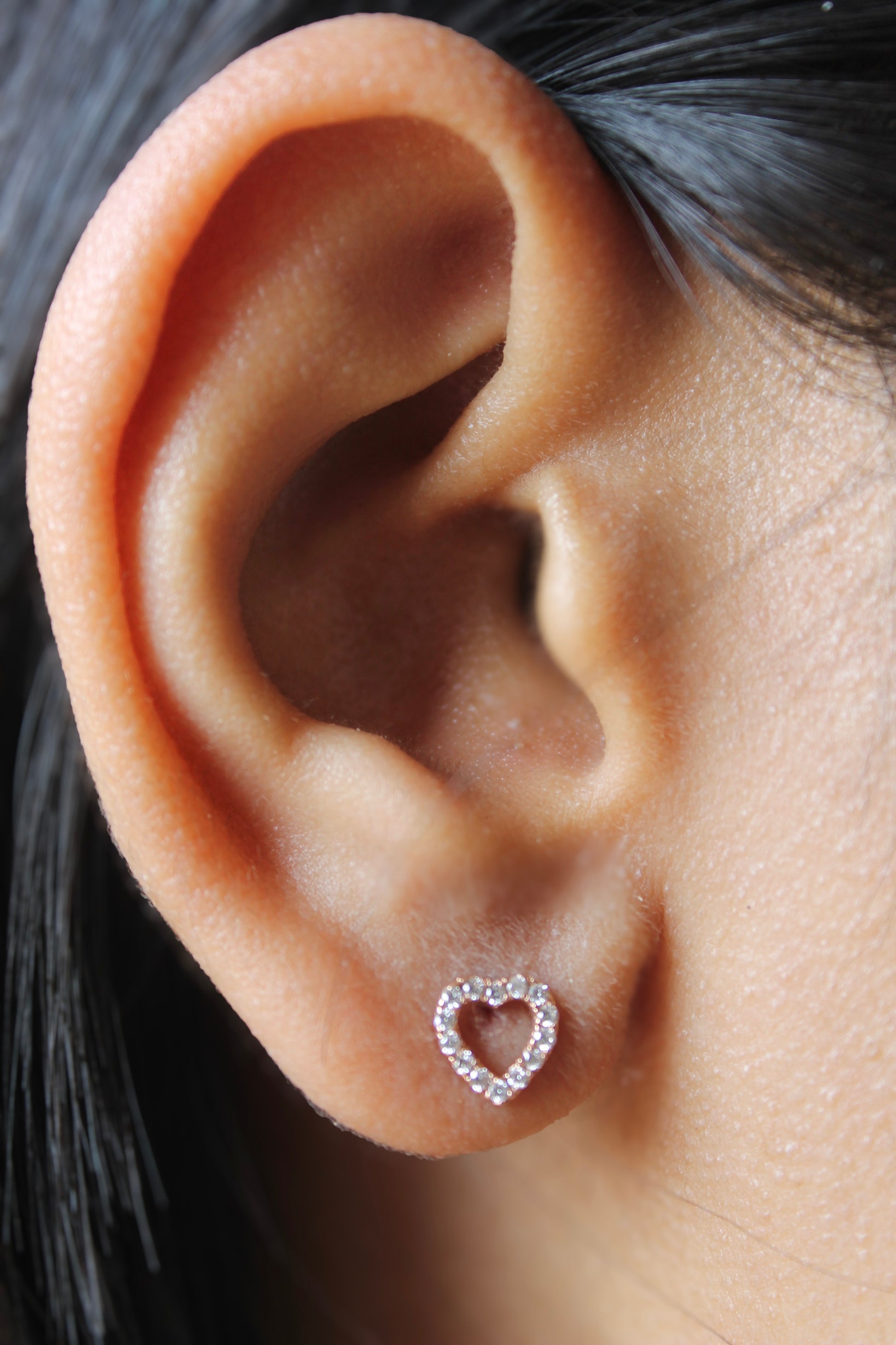 Diamond Heart Stud Earrings 0.19 ct