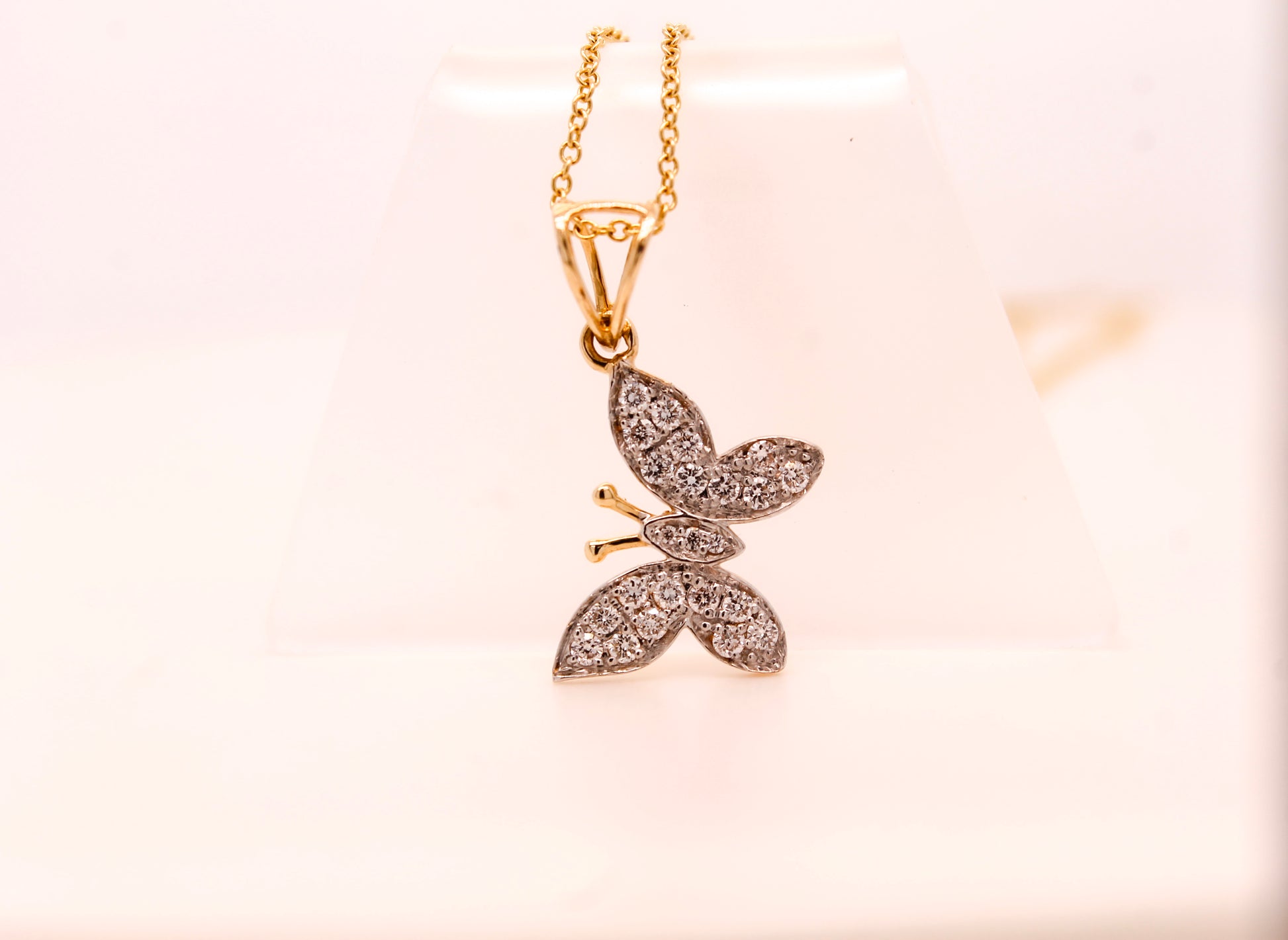 Diamond Butterfly Pendant 0.25 ct