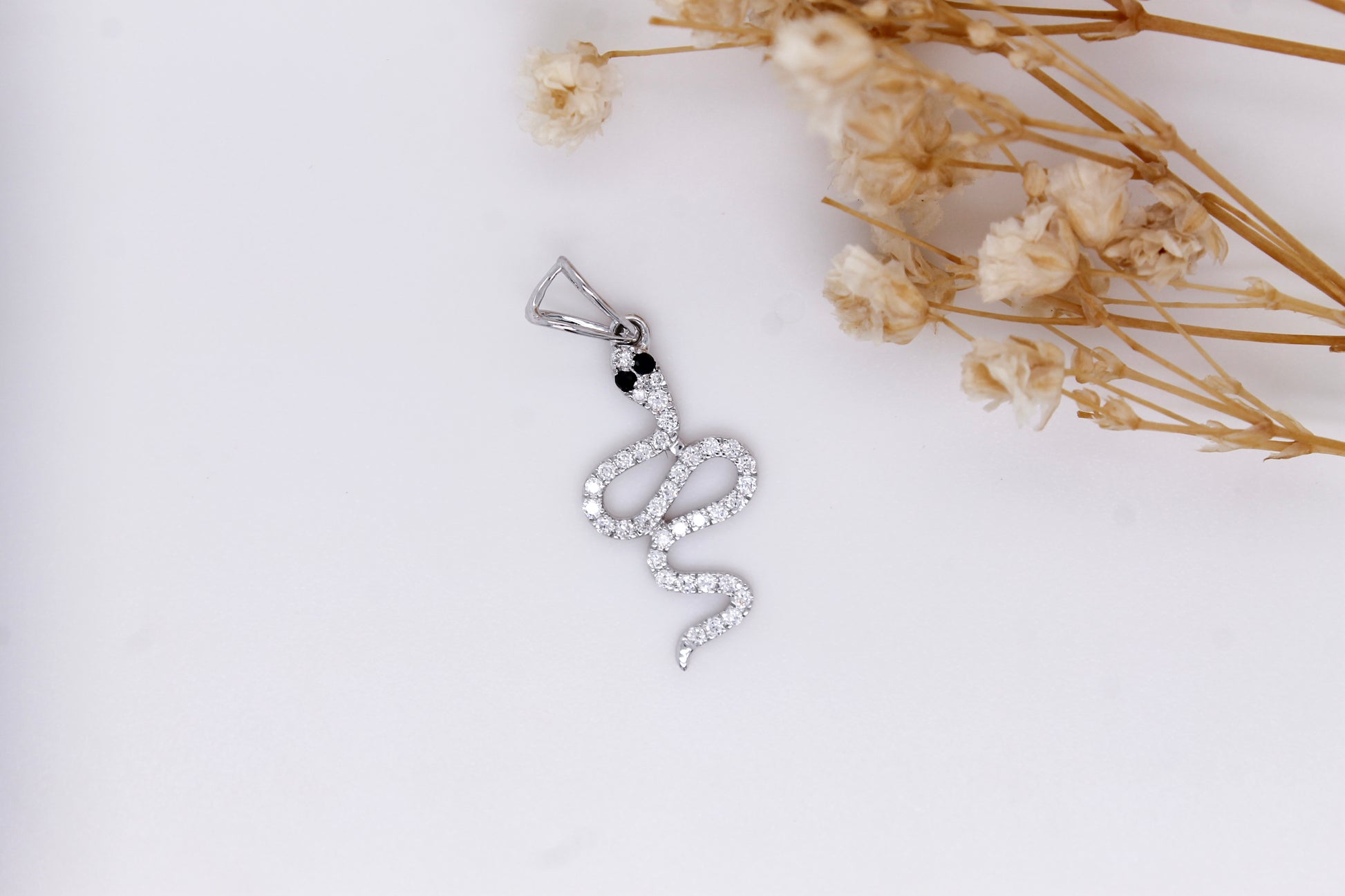 Diamond Snake Pendant 0.25 ct