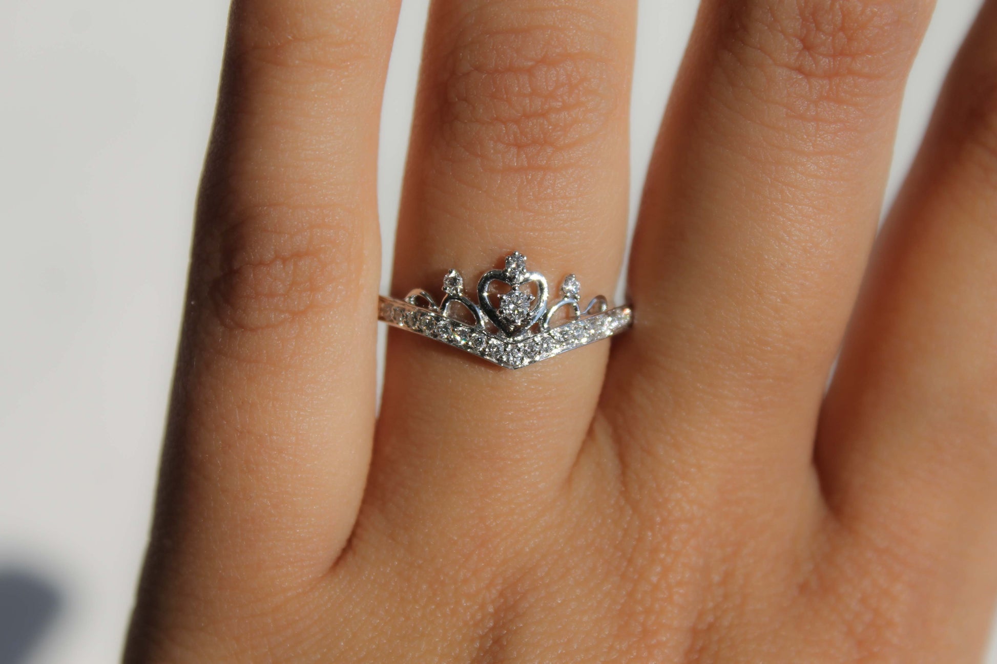 Crown Diamond Ring – 0.23ct