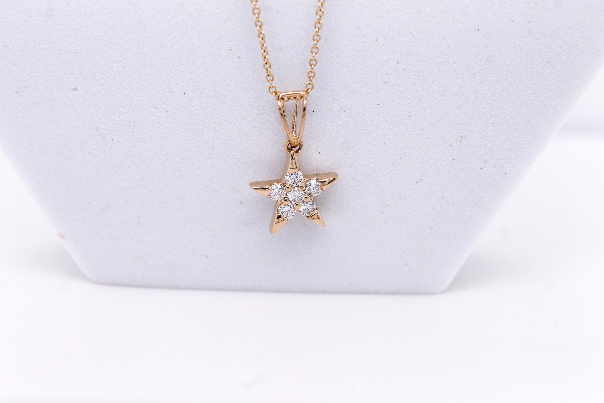 Diamond Star Necklace 0.27 ct